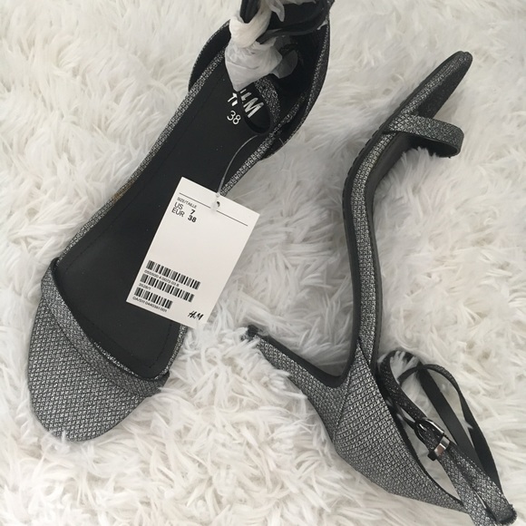 H&M silver sparkling sandals NWT -38/ Size 7 - Picture 2 of 5